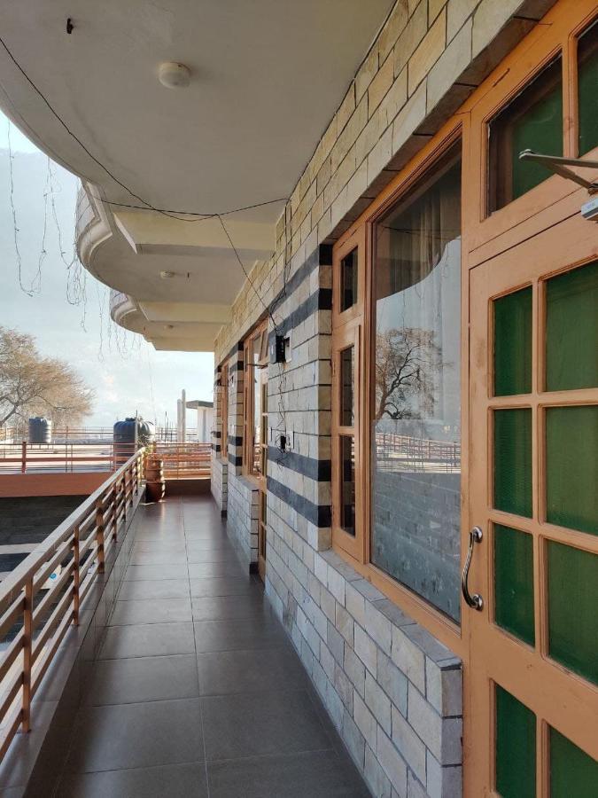 Mathan View Homestay - 3Min Drive To Kullu-Manali Airport Shamshi Exteriör bild
