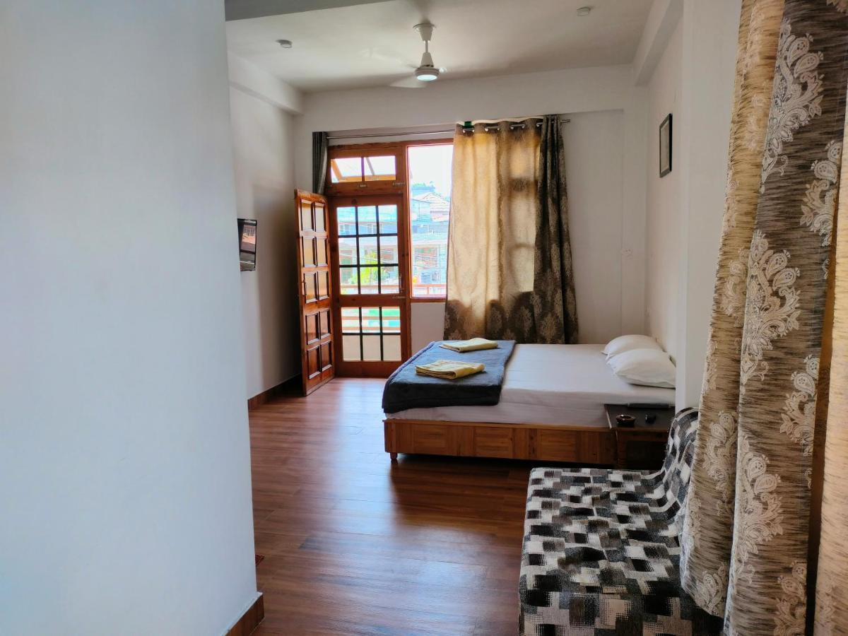 Mathan View Homestay - 3Min Drive To Kullu-Manali Airport Shamshi Exteriör bild