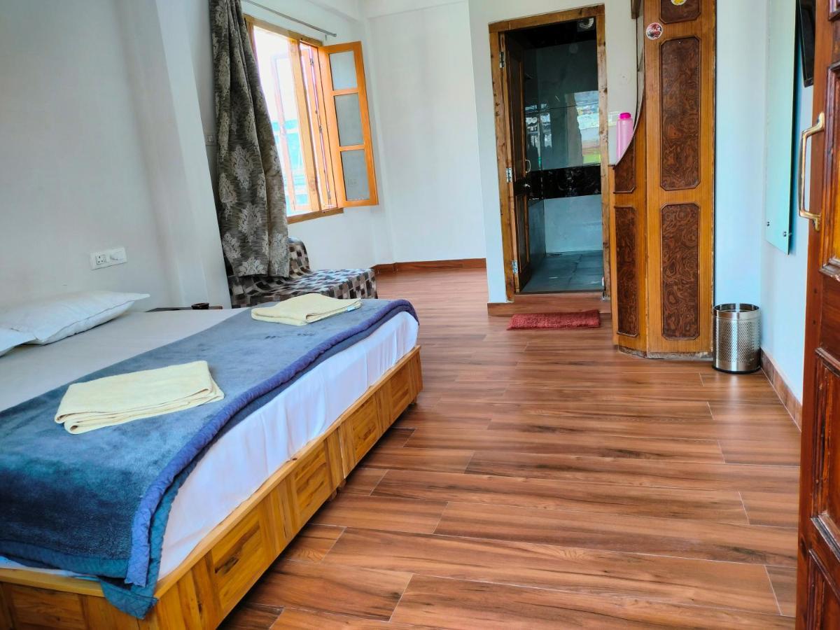 Mathan View Homestay - 3Min Drive To Kullu-Manali Airport Shamshi Exteriör bild